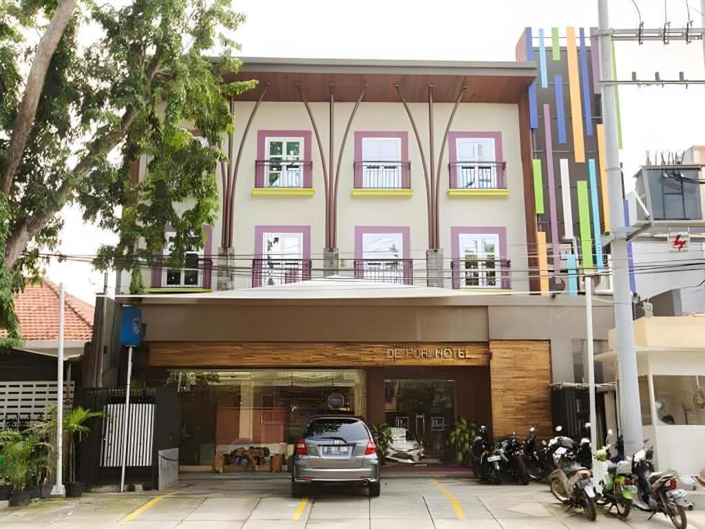 Life Puri Hotel Surabaya Gubeng Exterior foto