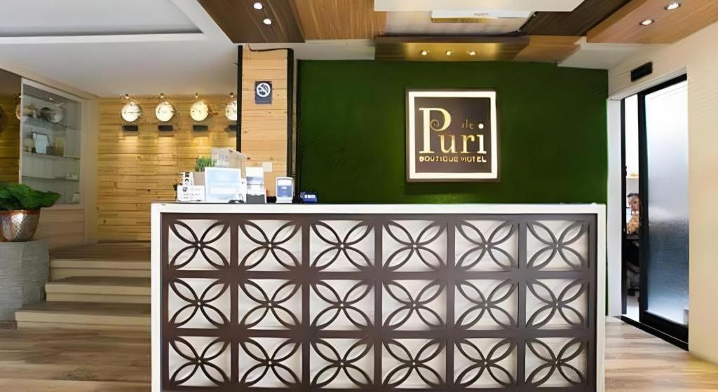 Life Puri Hotel Surabaya Gubeng Exterior foto